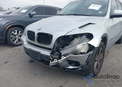 2013 BMW X5 xDrive35I/xDrive35I Premium/xDrive35I Sport Activity z USA, uszkodzony, nr VIN 5UXZV4C58D0B20790